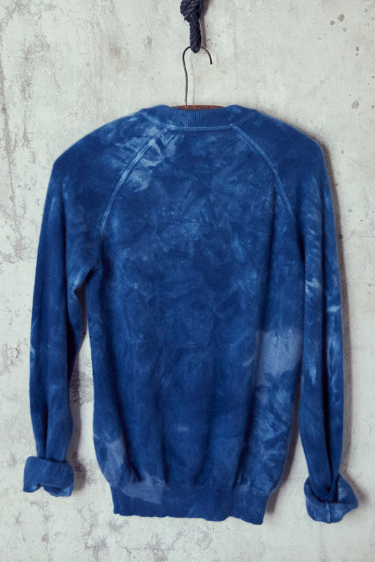 Dark Washed Indigo Dyed Cashmere Crew Neck